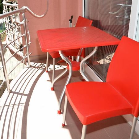 Korali Apartment Ohrid Buitenkant foto